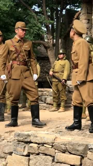 战争拍摄花絮,揭秘战争拍摄花絮的惊心动魄瞬间